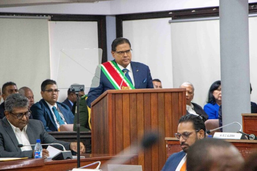 Parmessar wordt zaterdag beëdigd door Santokhi