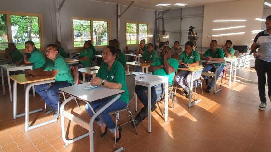 PAHO/WHO ondersteunt Suriname bij training Tabakswet-handhavers