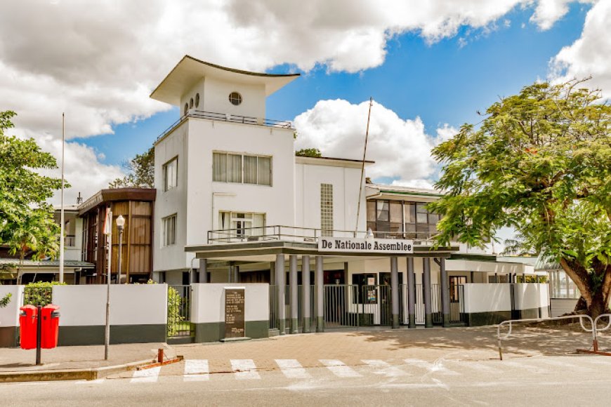 Parmessar beëdigd als fungerend voorzitter van De Nationale Assemblee