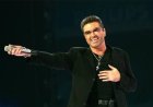 George Michael keert terug in de Top 40 met een van zijn meest gevierde singles