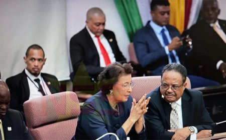 Fractieleiders spreken hoge verwachtingen uit bij felicitatie