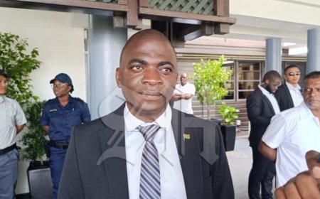 Sampie beschikbaar voor ministerspost in regering-Simons