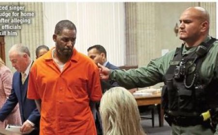 R&B Seksparasiet smeekt Trump om hem te redden