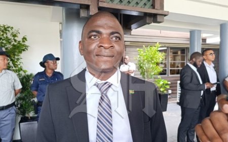 Sampie: “Grondrechten en onderwijs in het binnenland moeten prioriteit krijgen”