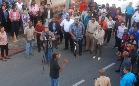 CBvS-personeel voert prikactie: