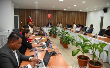 President Santokhi: ‘We zetten ons in voor een soepele transitie’