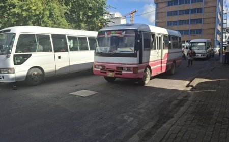 Bus- en boothouders in actie om nog te ontvangen betaling van SRD 100 miljoen