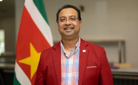 Nurmohamed twijfelt over overname dienstvoertuig: “Misschien, ik weet niet”