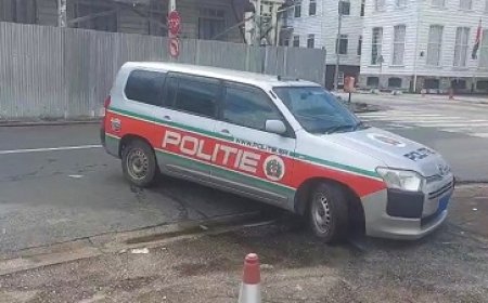 Politie naar het Bureau van de First Lady