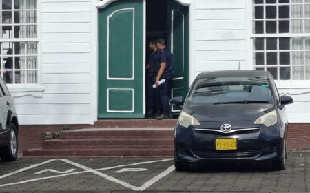 Politie start onderzoek naar meegenomen spullen kabinet First Lady