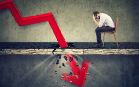 Suriname’s schuldencrisis geërfd onder Santokhi