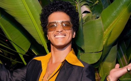 Bruno Mars grapt over gokschulden tijdens verrassingsoptreden met Blackpink