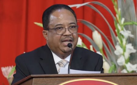 Rusland: “Ik ben niet boven het volk. Ik bén van het volk”