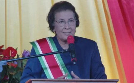 President Simons: Opdrachten worden alleen door mij gegeven en getekend