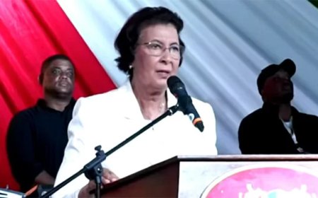 Staatshoofd Simons: Het pad van verandering is ingeslagen