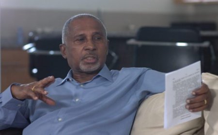 Van der San ziet onjuiste procedure bij beëdiging ministers