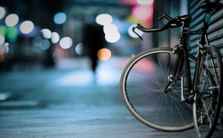 Tiener steelt fiets van buurman en verkoopt die door