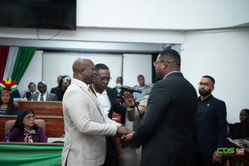 Parlement opent zittingsperiode 2025-2030