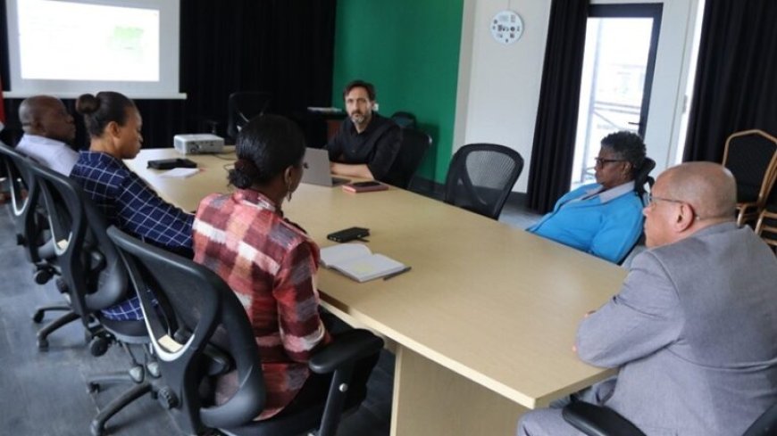 AW en J wil betere aansluiting arbeidsmarkt en private sector