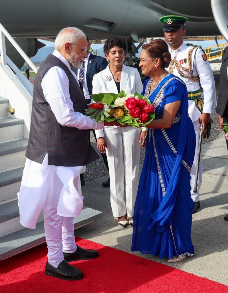 Modi verwelkomd in Trinidad en Tobago door premier Persad-Bissesar