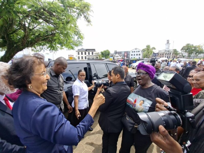 ‘Jenny cracked it!’: Geerlings-Simons schrijft geschiedenis als eerste vrouwelijke president 