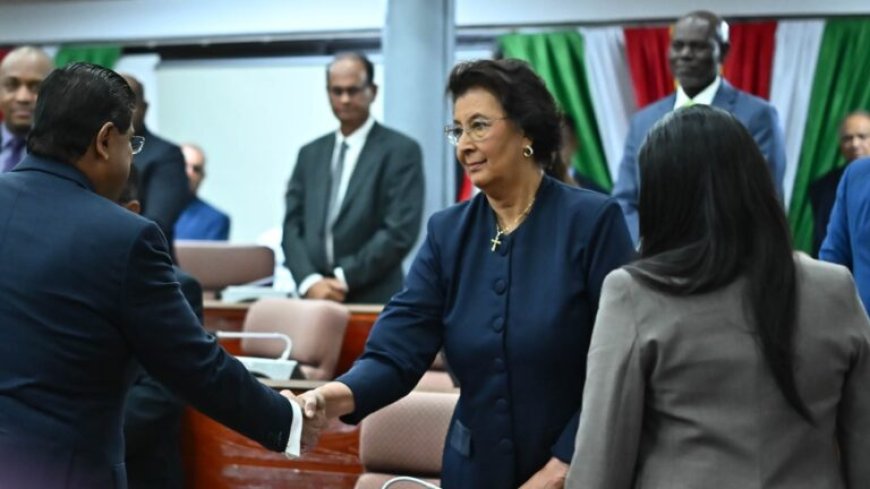 Simons en Rusland worden op 16 juli beëdigd als president en vicepresident van Suriname