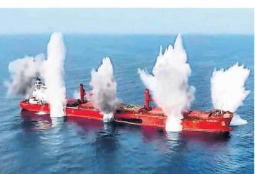 Vier doden en 14 vermisten na aanval Houthi-rebellen op schip in Rode Zee