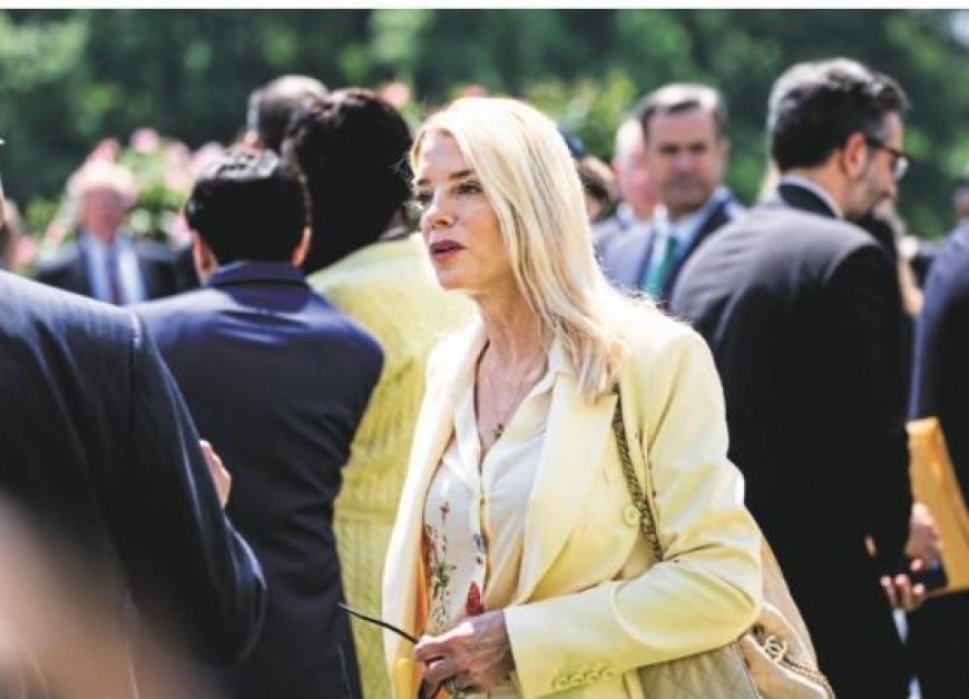 Wat Trump-functionarissen zeiden over het vrijgeven van de Epstein-dossiers