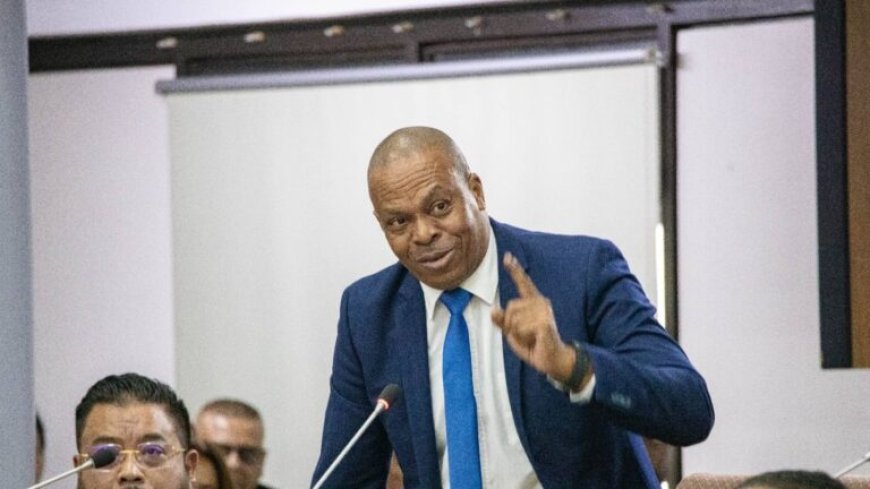 Reyme spreekt vertrouwen uit in regering-Simons