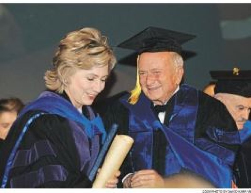 Slim-Fast oprichter wordt grote politieke donateur