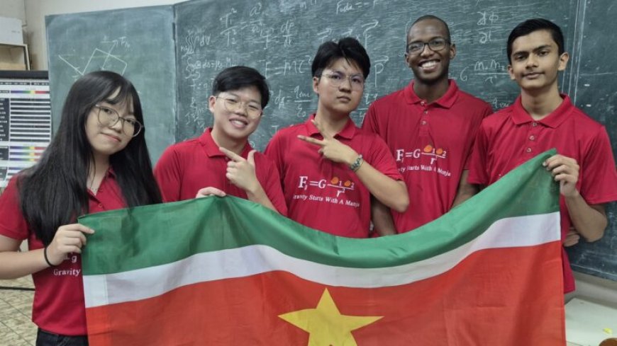 Suriname vertegenwoordigd op Internationale Natuurkunde Olympiade in Parijs