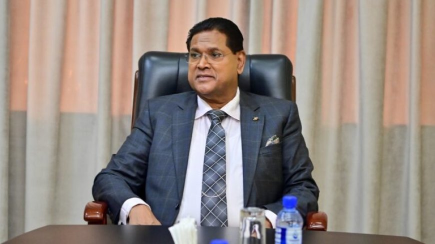 President Santokhi bedankt bedrijfsleven voor vertrouwen en inzet