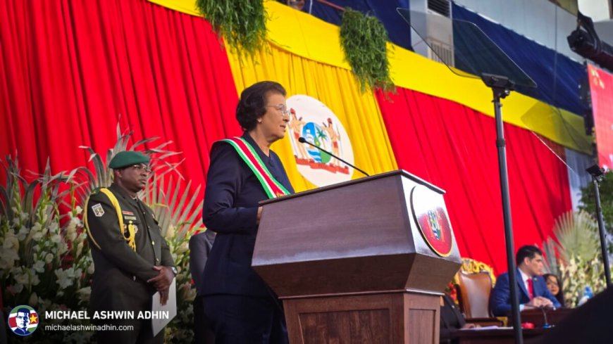 President Simons schetst koers van herstel en inclusiviteit