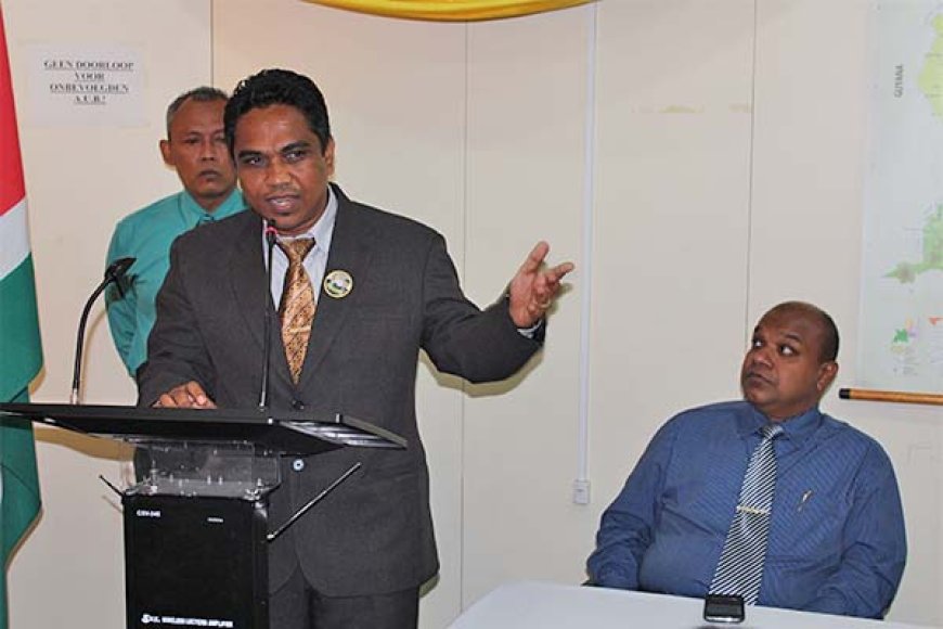 LVV-minister Noersalim wil landbouwsector hervormen