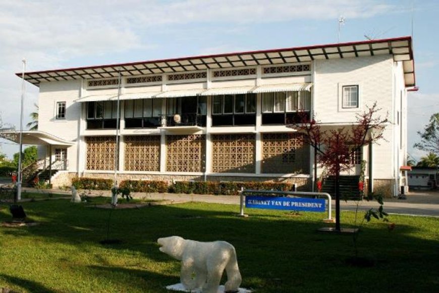 Simons breekt met oude bestuurscultuur: Kabinet van de President voert niet meer uit