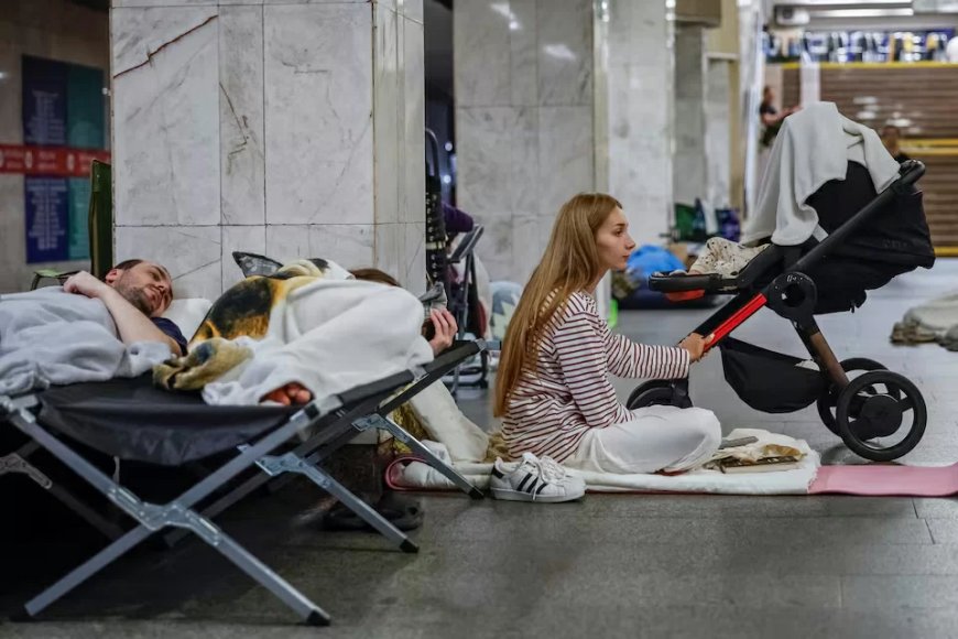 Kyiv leeft in de schaduw van de sirenes