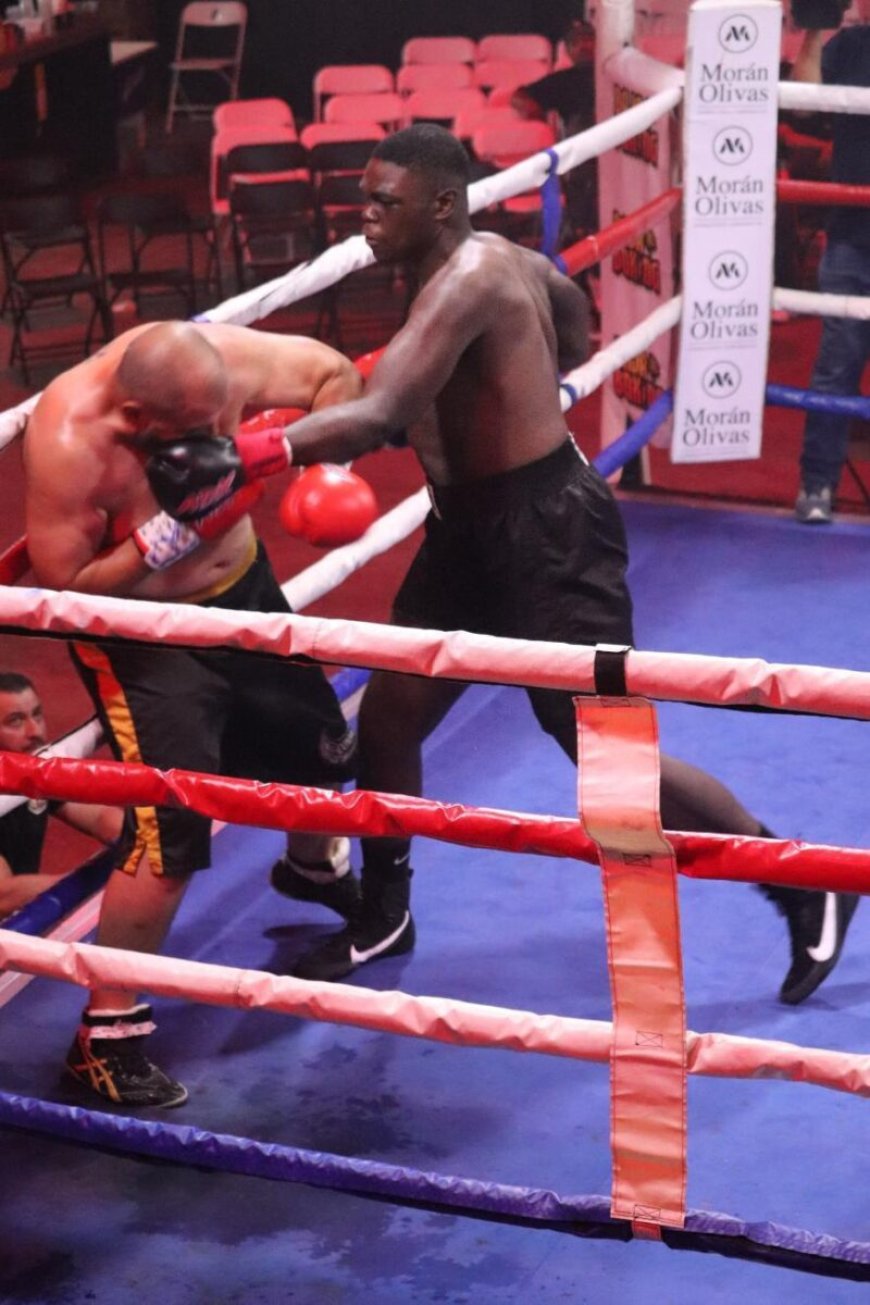 Surinaams-Nederlandse zwaargewichtbokser Shequill Waterberg vanavond opnieuw in de ring in Me