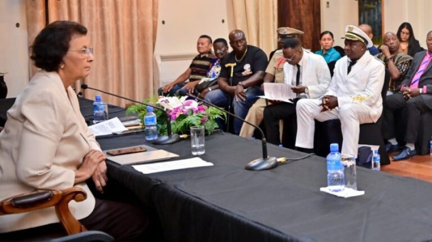 President Simons en traditioneel gezag markeren nieuw tijdperk van samenwerking