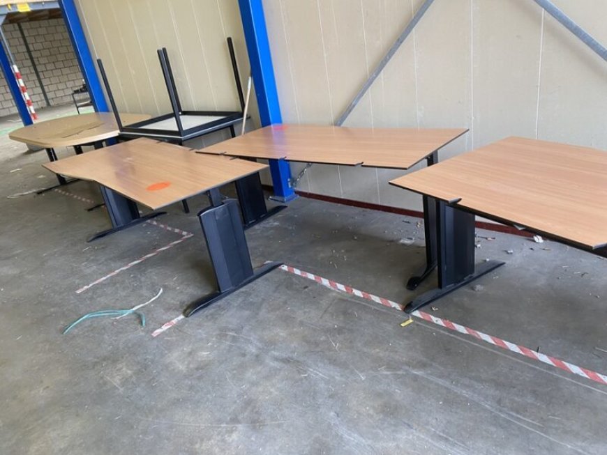 Kantoormeubilair Fromm naar Suriname