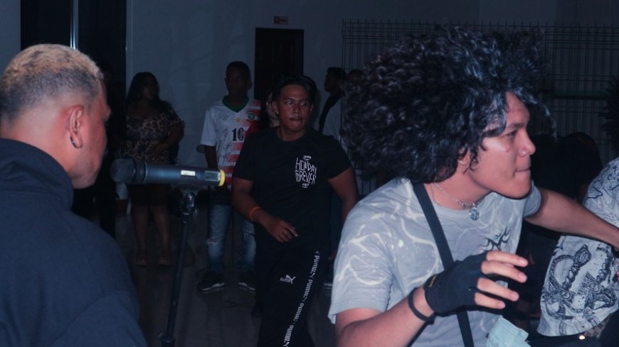 Rocken in zwembad De Spetter