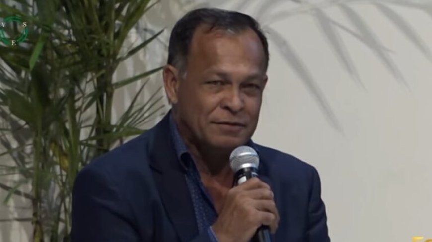 Ramautarsing huiverig over stabiliteit nieuwe regering