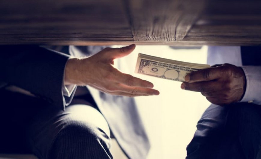 Diepgewortelde corruptie verstikt hoop op rechtvaardigheid