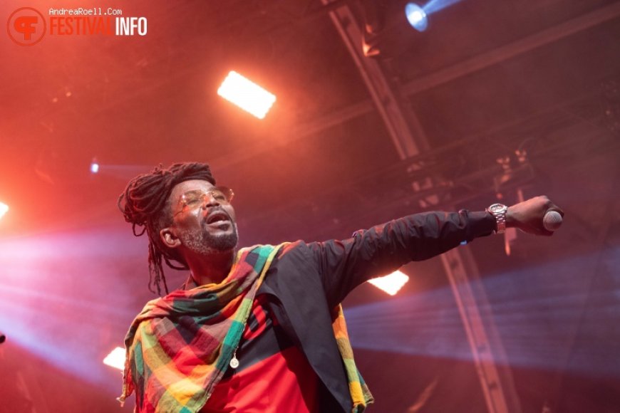 Kenny B doneert vergoeding Zwarte Cross Festival aan Gaza: ‘Ik kon hier niet stil over zijn’