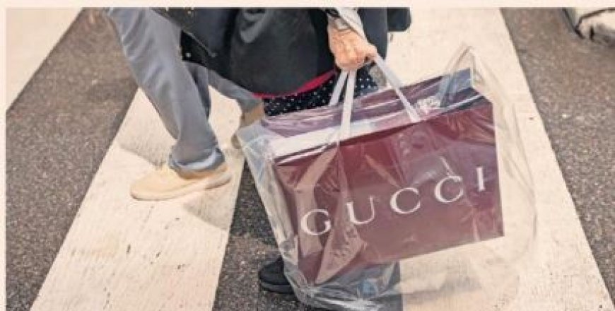 Luxe merken temperen prijsstijgingen nu rijke klanten terughoudend zijn