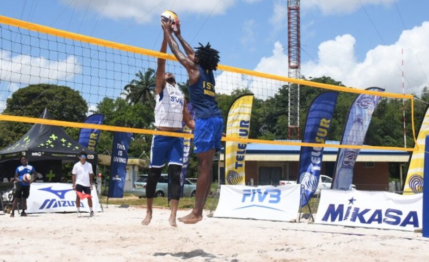 Sporkslede en Pinas redden eer Suriname op dag 1 Norceca Beach Tour