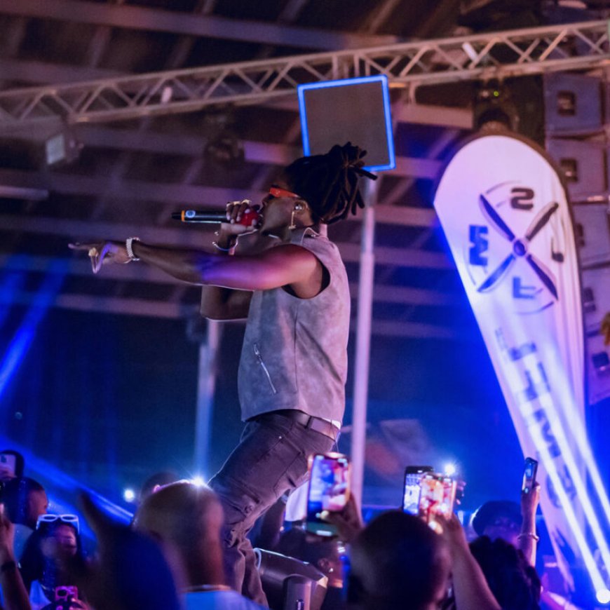 Maadnbad Psycho geeft exclusieve show in Paradiso: ‘Dít is het moment!’