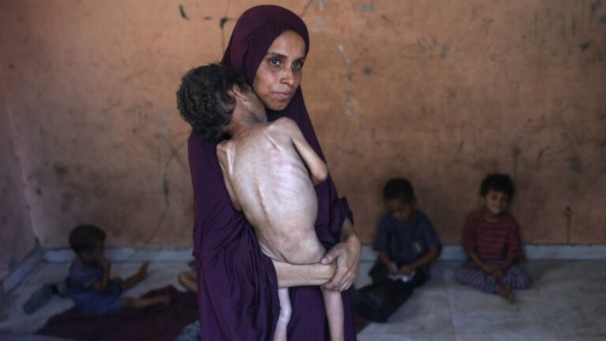 Duizenden wachten op voedsel, kinderen sterven aan honger in Gaza