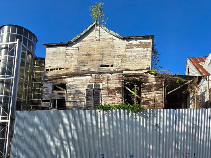 WANNEER BREKEN WE DEZE BOUWAFVAL