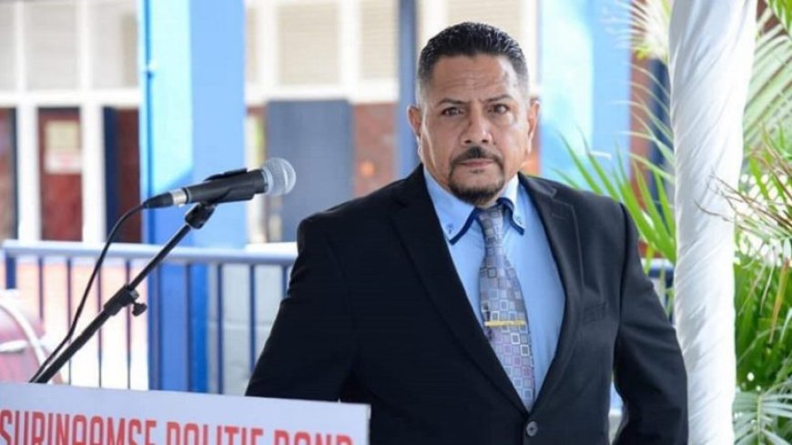 Politiebond dringt aan op nieuwe politie-uniformen en betere arbeidsomstandigheden