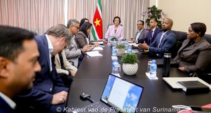 President maakt kennis met Staatsolie-directie